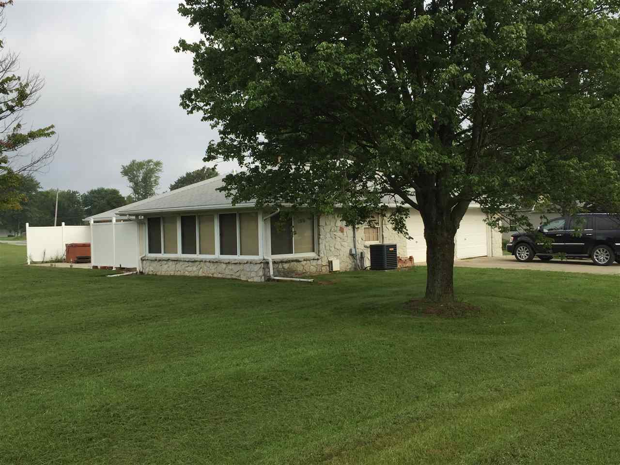 106 E 14th Street, Clay City, IN 47841