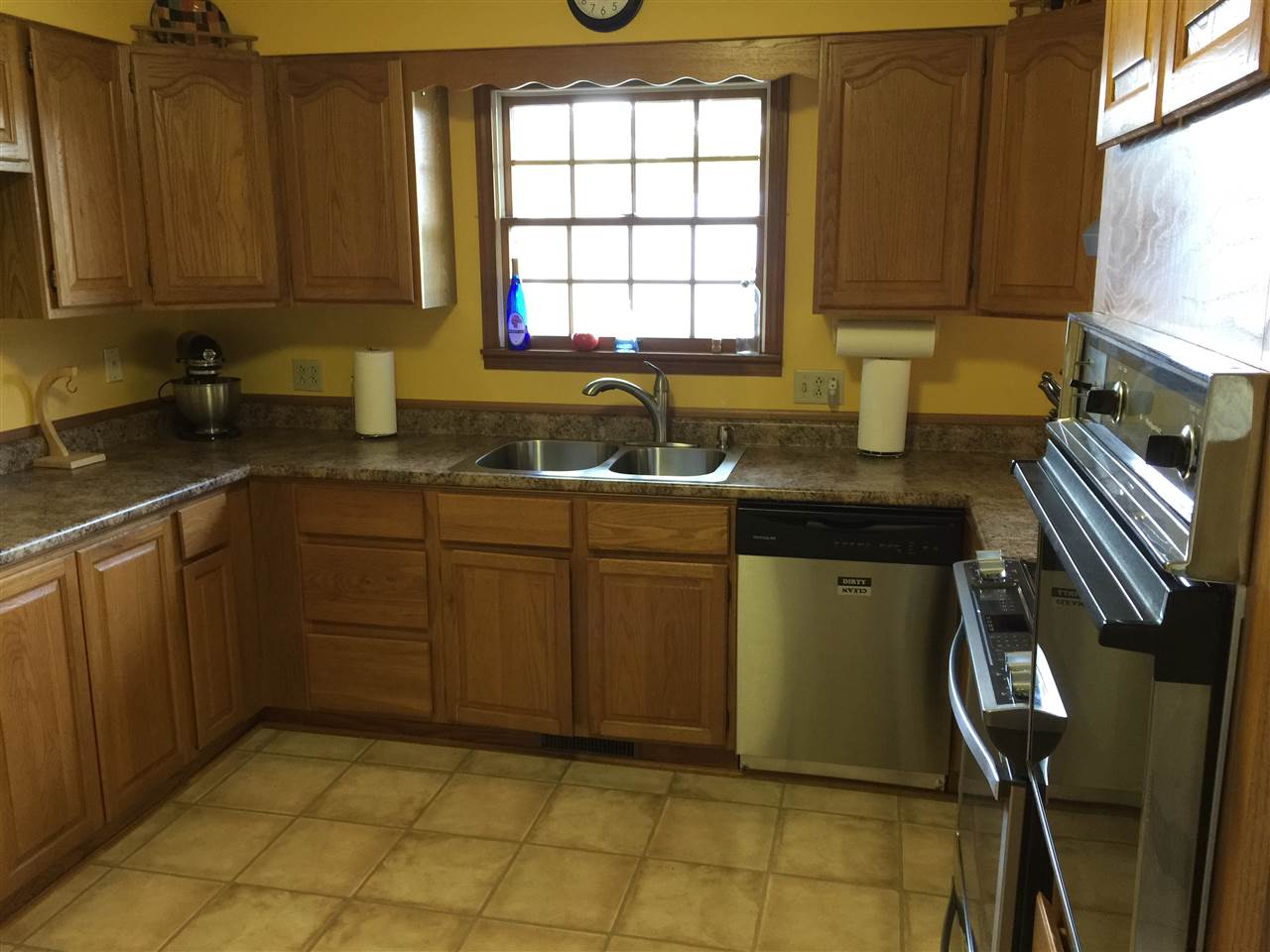 106 E 14th Street, Clay City, IN 47841