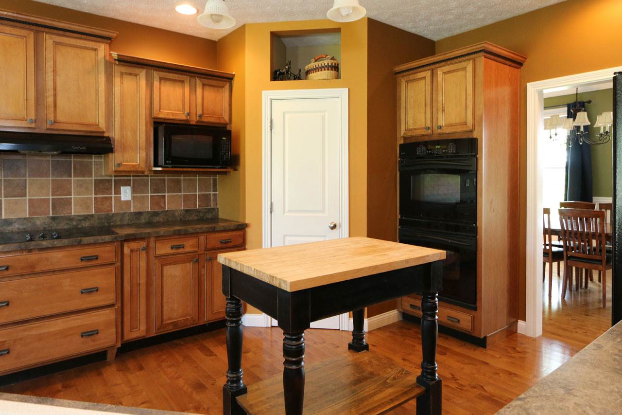 8124 Woolsley Court, West Lafayette, IN 47906