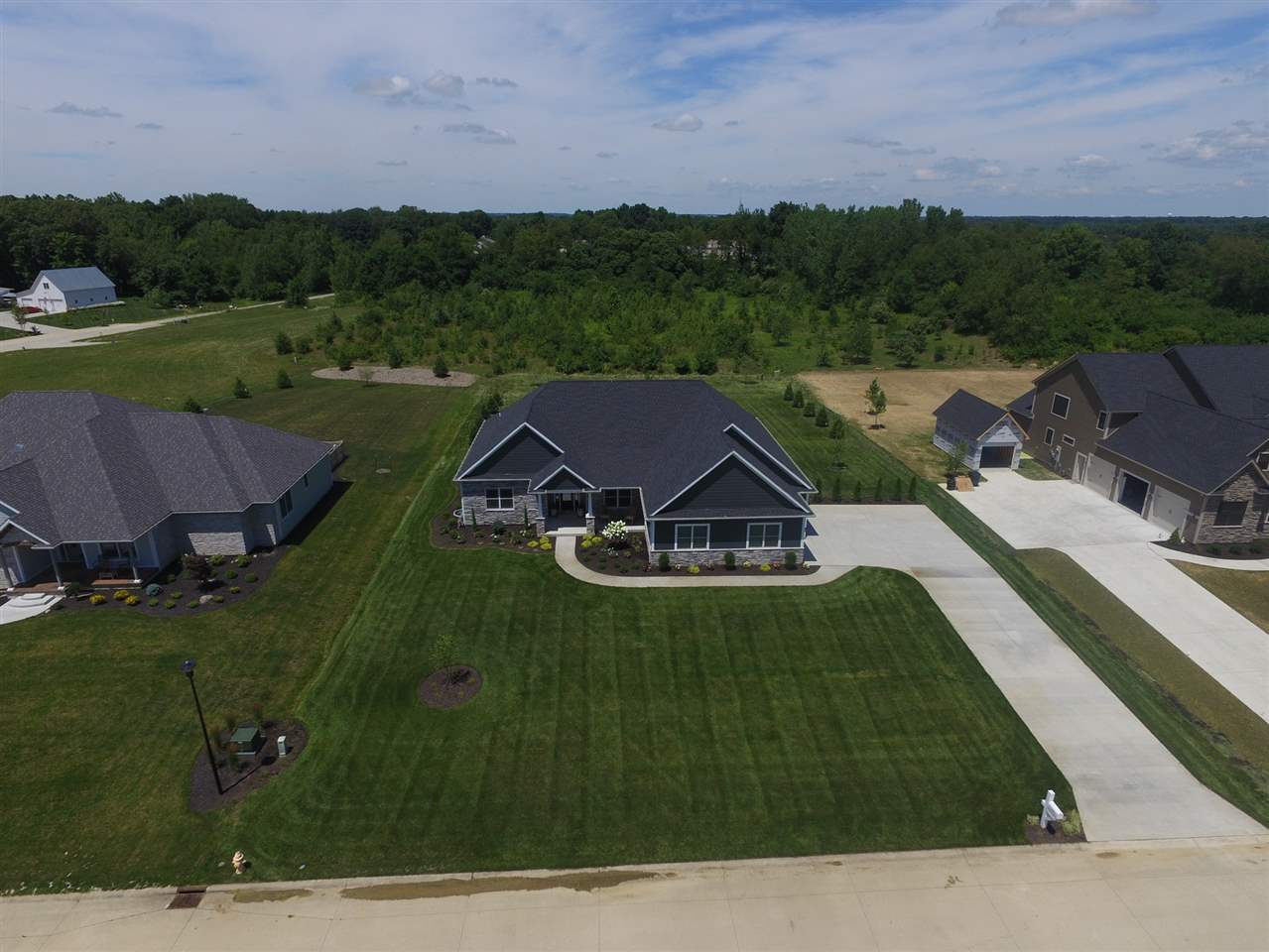 1062Admirals Pointe Dr, Lafayette, IN 47909