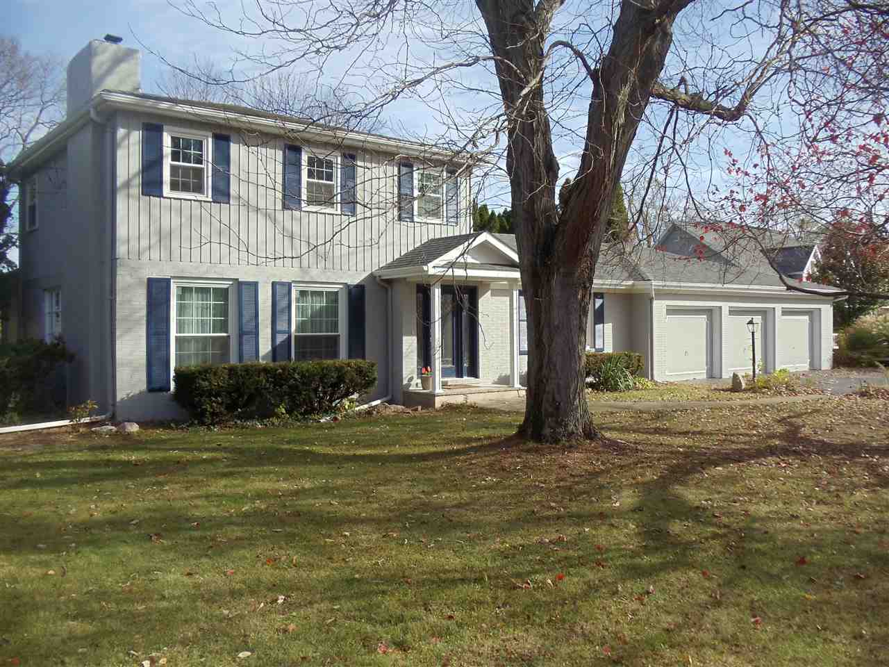 404 E Terrace Bay Ct, Monticello, IN 47960