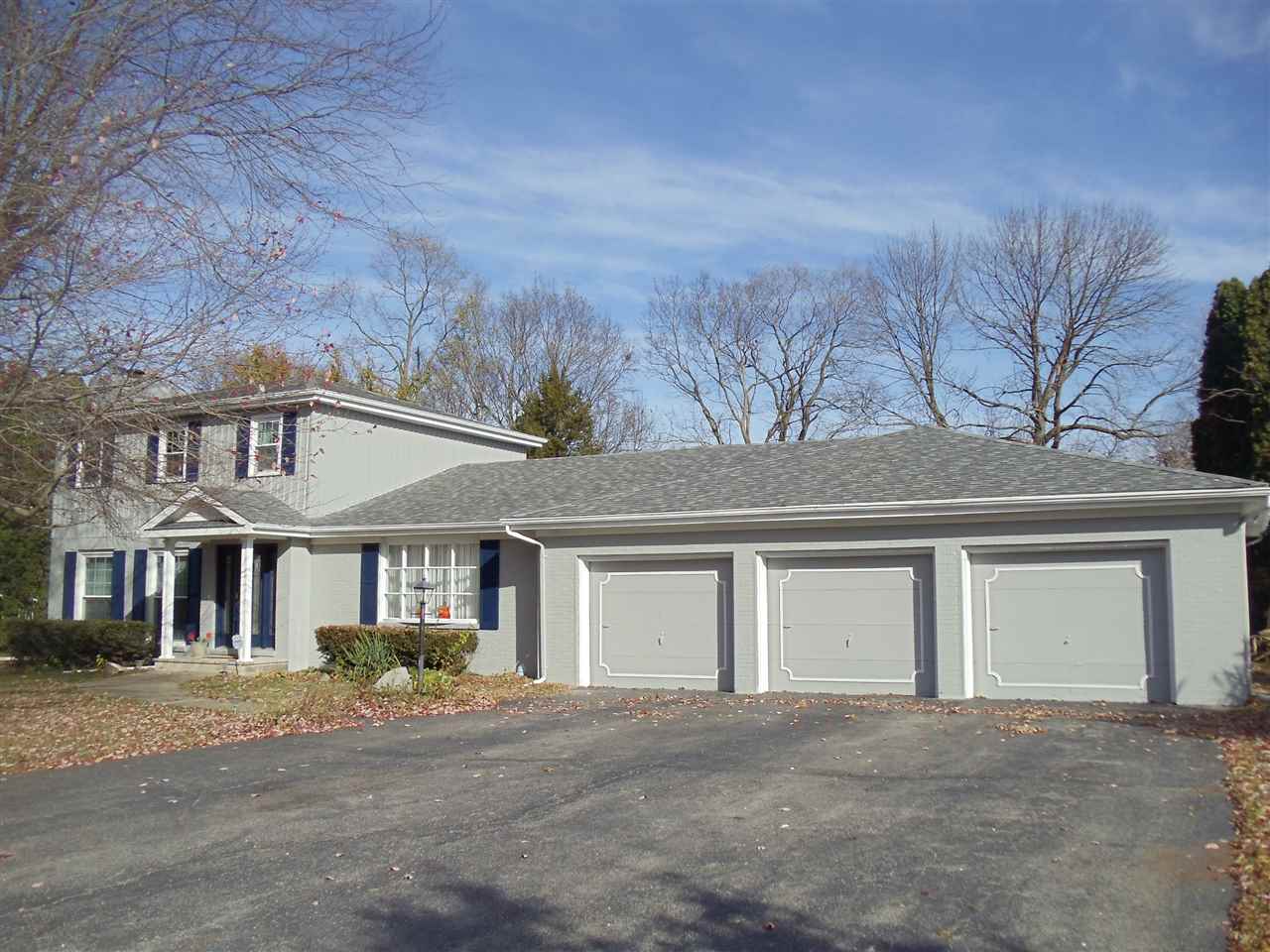 404 E Terrace Bay Ct, Monticello, IN 47960