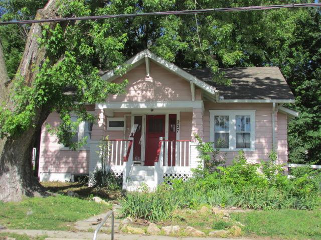 227 S Neconi AveBonner Springs, KS, 66012Wyandotte County