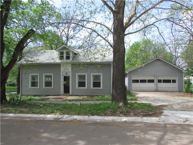 739 Locust StEudora, KS, 66025Douglas County