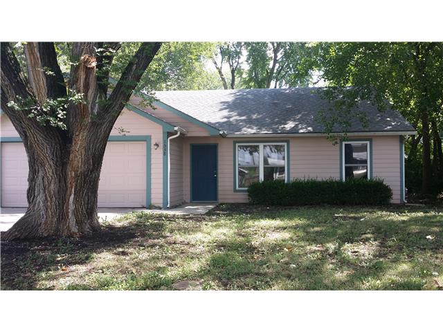 1538 Harper StLawrence, KS, 66044Douglas County
