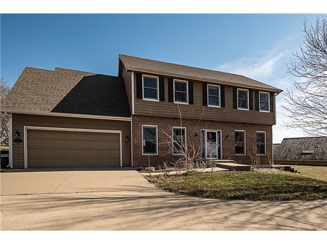 2114 Greenbrier DrLawrence, KS, 66047Douglas County