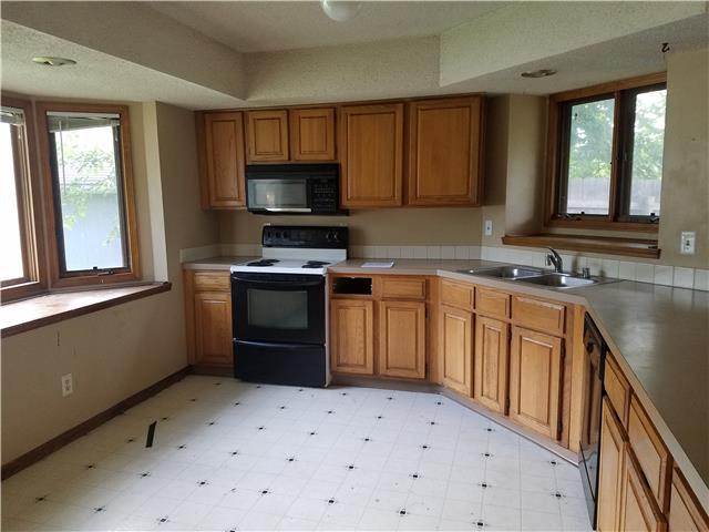 2908 W 23rd TerLawrence, KS, 66047Douglas County