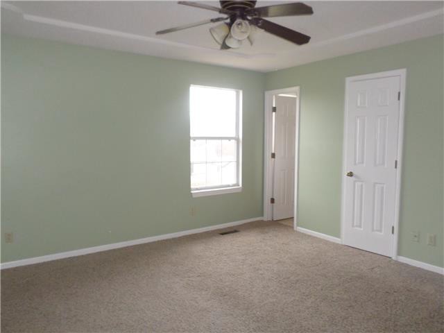 521 Nipper LnLeavenworth, KS, 66048Leavenworth County