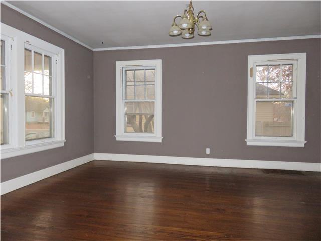 1402 Central StLeavenworth, KS, 66048Leavenworth County
