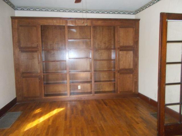 410 Walnut StLeavenworth, KS, 66048Leavenworth County