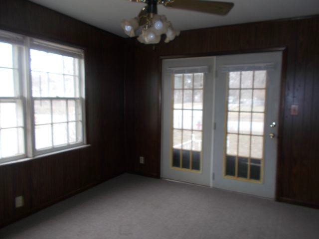 1023 N 11th StLeavenworth, KS, 66048Leavenworth County