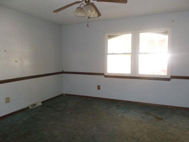 417 Bowen StLinwood, KS, 66052Leavenworth County