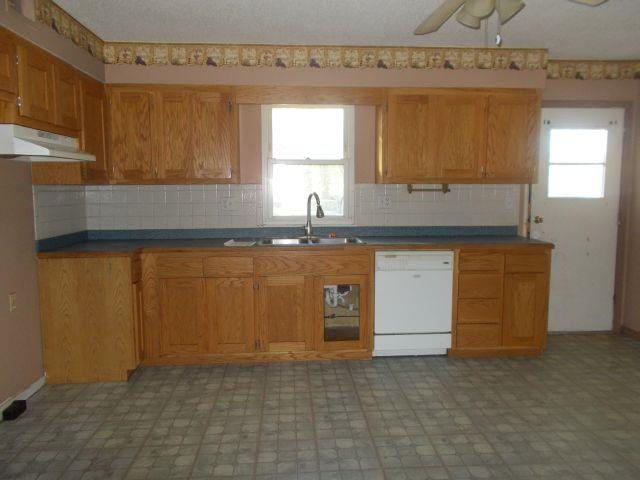 417 Bowen StLinwood, KS, 66052Leavenworth County