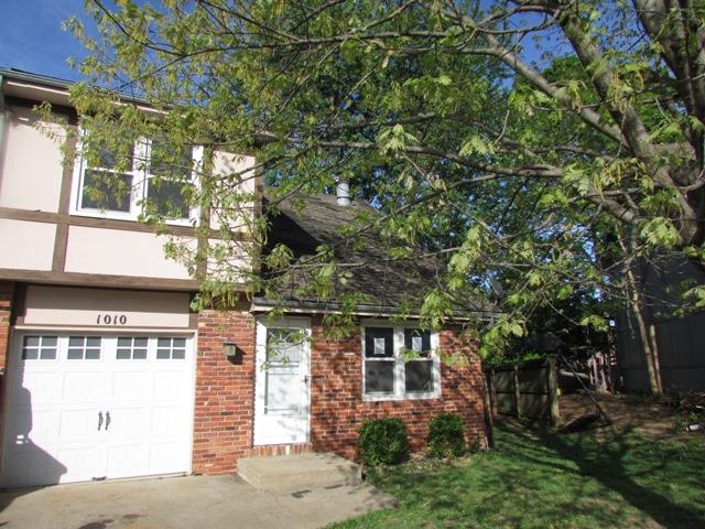 1010 E Huntington PlOlathe, KS, 66061Johnson County
