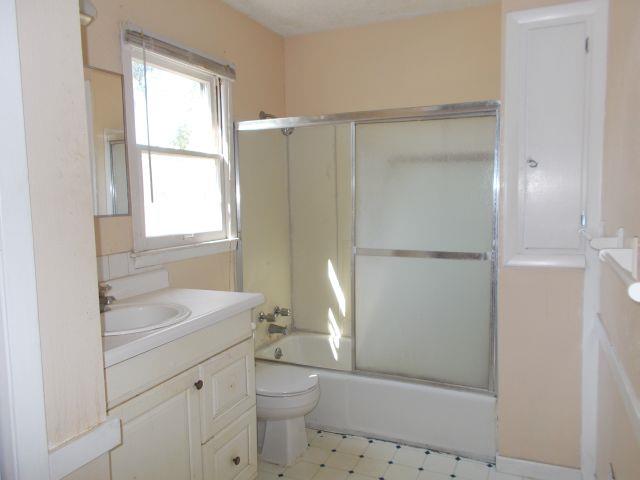 715 N Walker LnOlathe, KS, 66061Johnson County