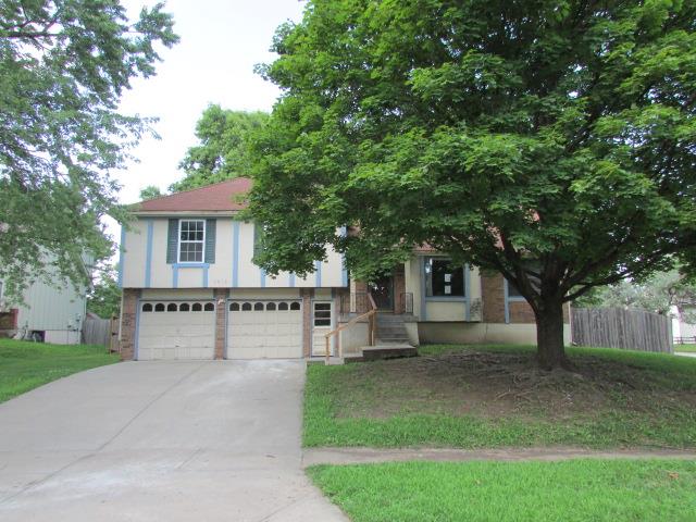 1972 E Sheridan Bridge LnOlathe, KS, 66062Johnson County
