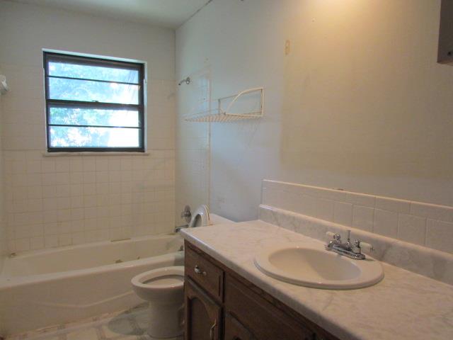 1972 E Sheridan Bridge LnOlathe, KS, 66062Johnson County