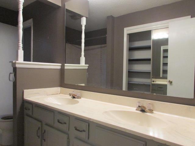 16316 W 125th CirOlathe, KS, 66062Johnson County