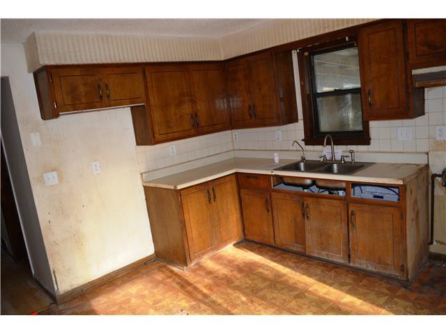 708 10th StOsawatomie, KS, 66064Miami County