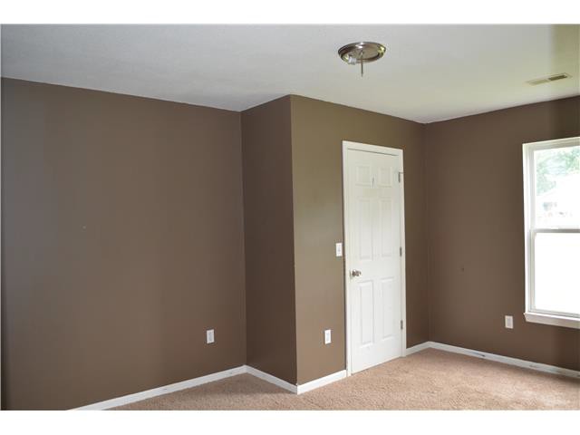 725 Pacific AveOsawatomie, KS, 66064Miami County