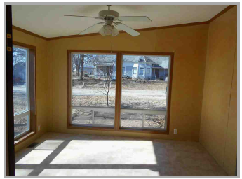 604 E Logan StOttawa, KS, 66067Franklin County