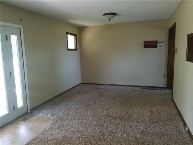 2615 Louisiana RdOttawa, KS, 66067Franklin County