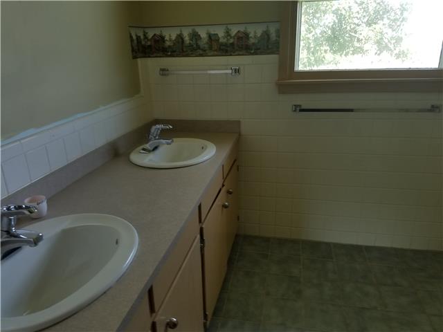 2615 Louisiana RdOttawa, KS, 66067Franklin County