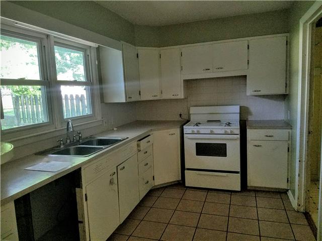 1422 S Oak StOttawa, KS, 66067Franklin County
