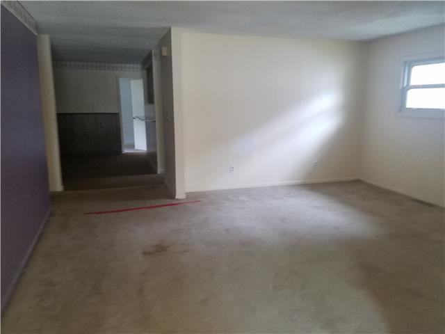 321 S Oak StOttawa, KS, 66067Franklin County