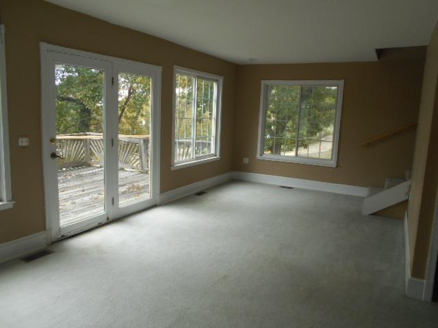 8711 Longview RdOzawkie, KS, 66070Jefferson County