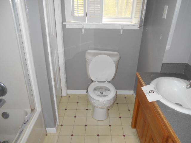 8711 Longview RdOzawkie, KS, 66070Jefferson County