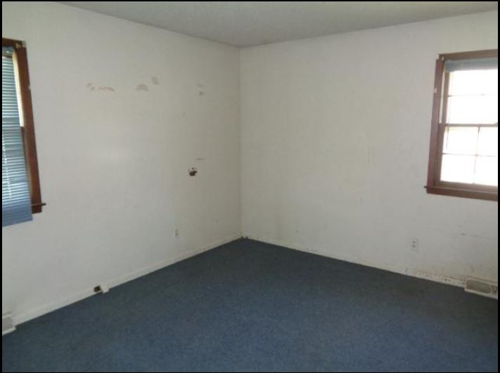 506 W Piankishaw StPaola, KS, 66071Miami County
