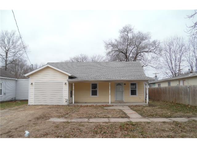 410 Oak StPerry, KS, 66073Jefferson County