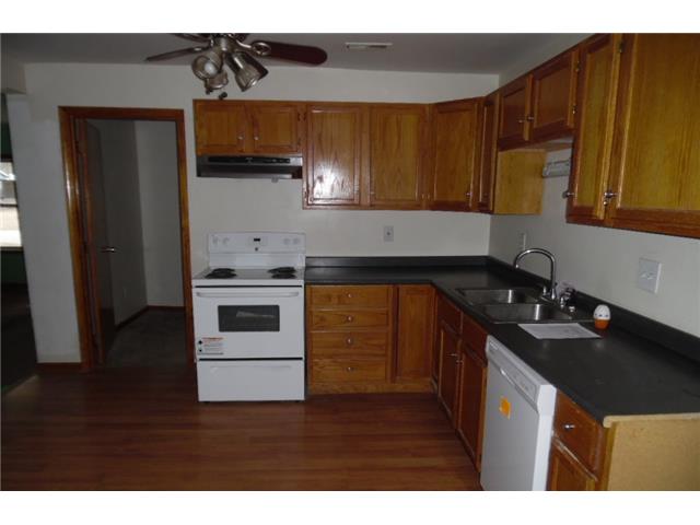 410 Oak StPerry, KS, 66073Jefferson County