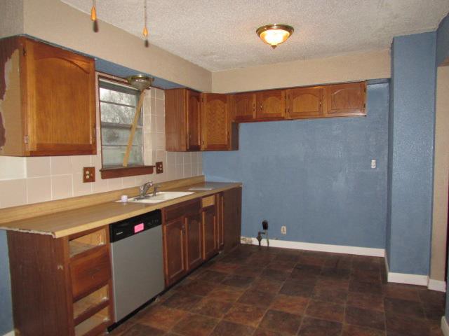 402 S Franklin StSpring Hill, KS, 66083Johnson County