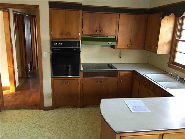 1005 Walnut StValley Falls, KS, 66088Jefferson County