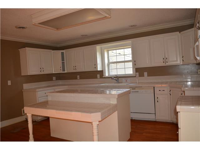 626 Pine StWellsville, KS, 66092Franklin County