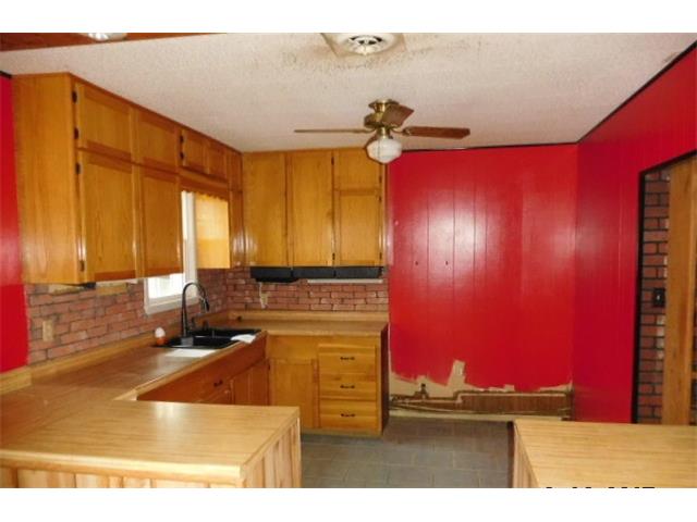6338 Oak Grove RdKansas City, KS, 66106Wyandotte County