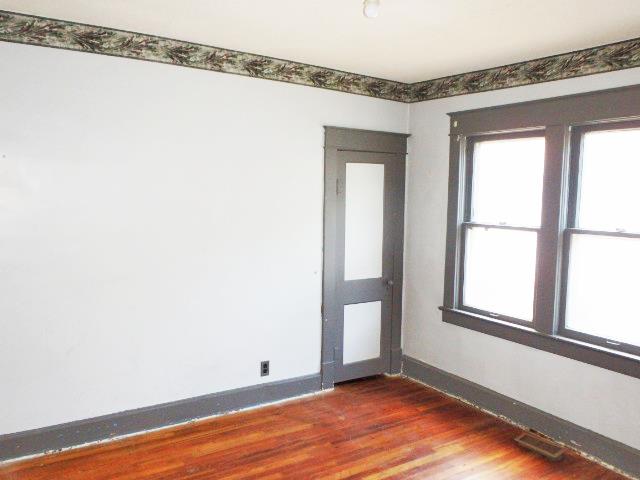 1430 S 40th StKansas City, KS, 66106Wyandotte County