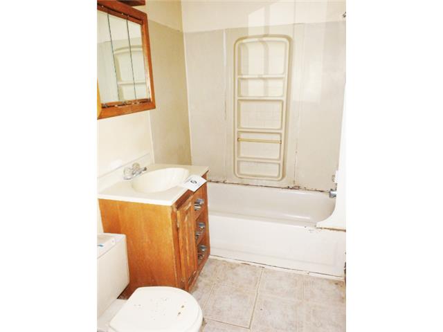 1430 S 40th StKansas City, KS, 66106Wyandotte County