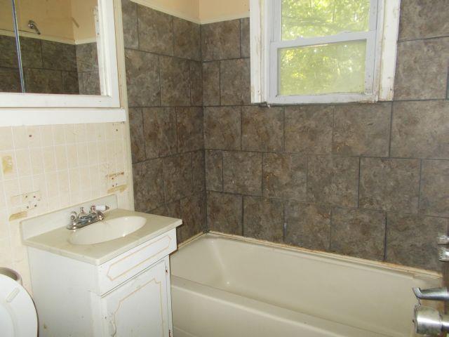 5623 Osage AveKansas City, KS, 66106Wyandotte County