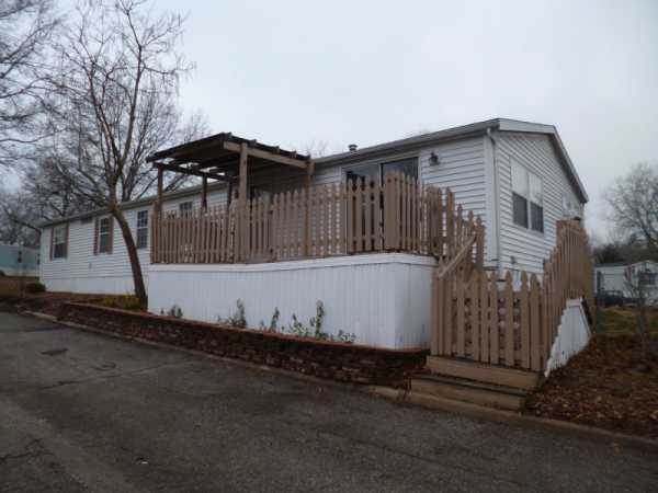 River Oaks Estates 7224 Palmetto LaneKansas City, KS 66111