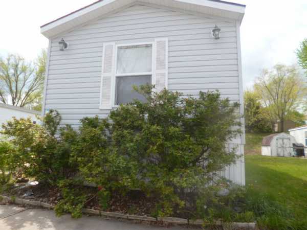 River Oaks Estates 966 S 74th TerraceKansas City, KS 66111
