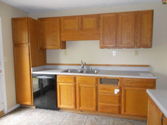 27 S 65th StKansas City, KS, 66111Wyandotte County