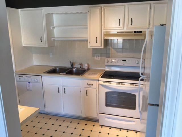 5921 Robinson Ln#47Mission, KS, 66202Johnson County