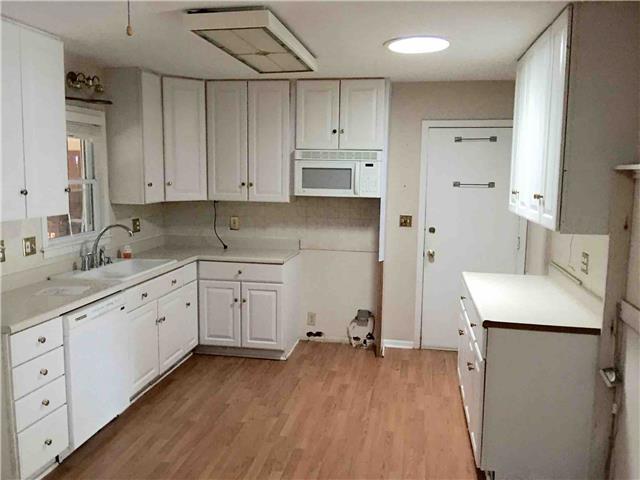 5806 Beverly AveMission, KS, 66202Johnson County