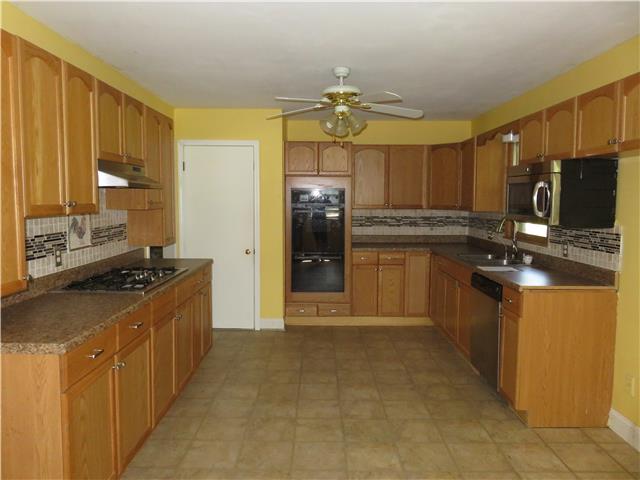 8815 W 48th StMerriam, KS, 66203Johnson County