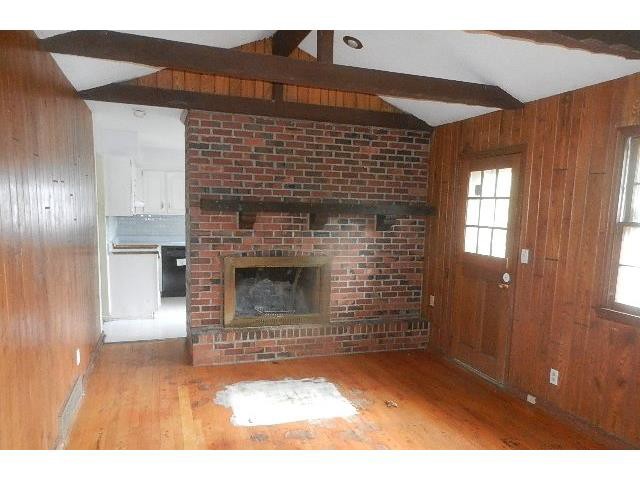 9013 W 70th TerOverland Park, KS, 66204Johnson County