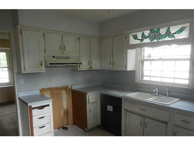 9013 W 70th TerOverland Park, KS, 66204Johnson County