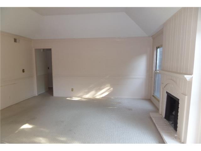 8705 Riggs LnOverland Park, KS, 66212Johnson County
